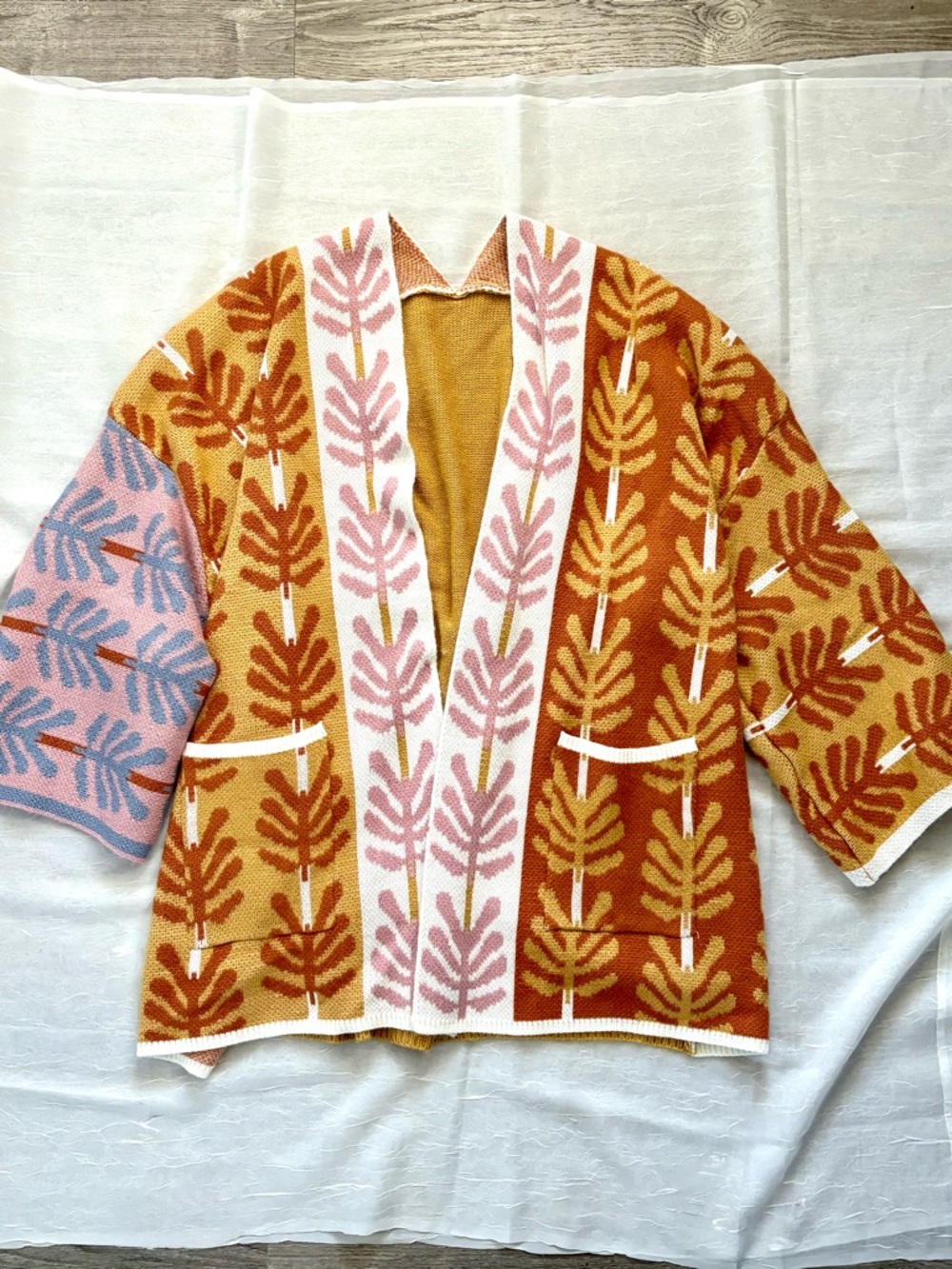 BloomChic Open-Front Patterned Cardigan